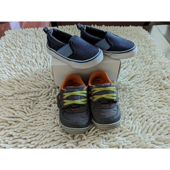 Bundle of 2 boys sneakers (Surprize & Genunine Kids from Oshkosh)   SZ 5 - Picture 12 of 12